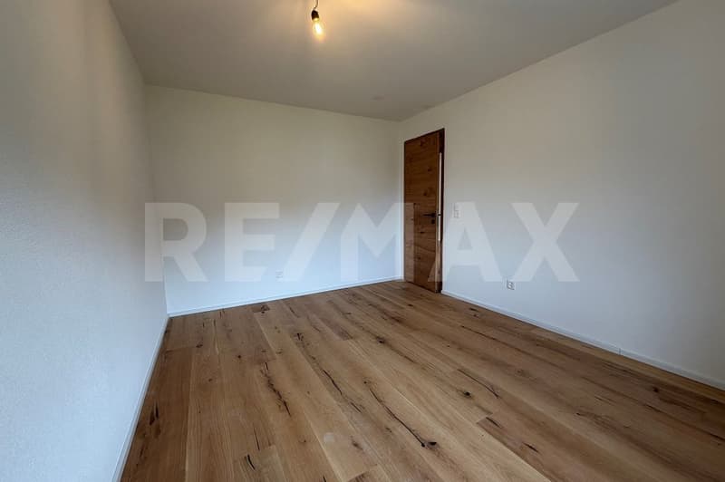 3.5-Zimmer-Wohnung in Klosters hochwertig saniert mit Chalet-Charme (8)