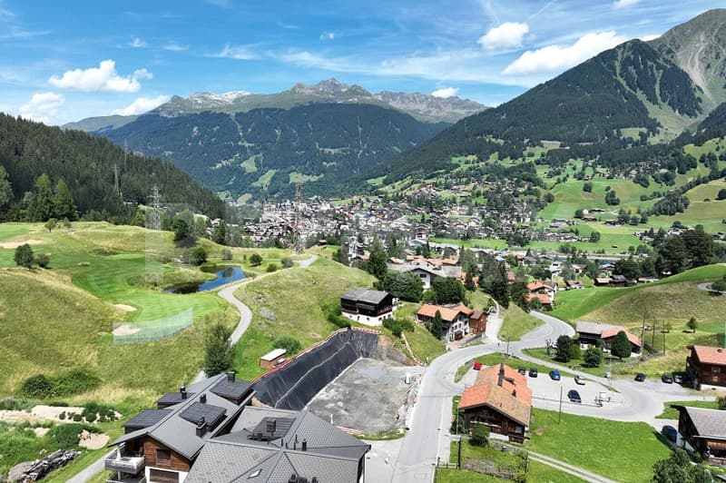 Grosszügiges Wohnen mit Garten - Ihre Ferienwohnung in Klosters (4)