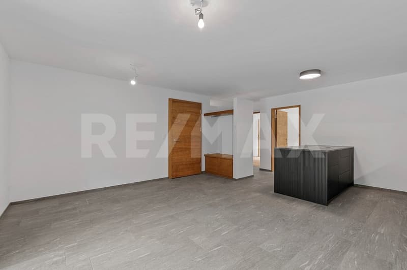 3½ -Zimmer-Wohnung Nr. 3 mit grossem Balkon im 1. OG als Zweitwohnsitz (3)