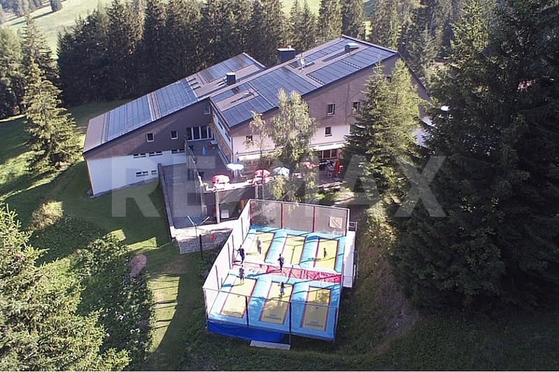 Casa per ospiti e proprietà polivalente nel mezzo della regione di vacanza di Lenzerheide (2)