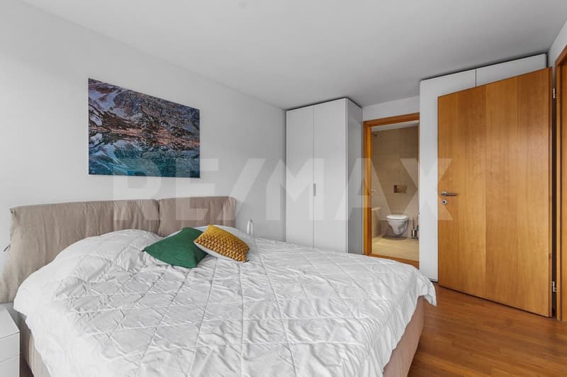 Stilvolle 3½ Ferienwohnung in Falera (8)