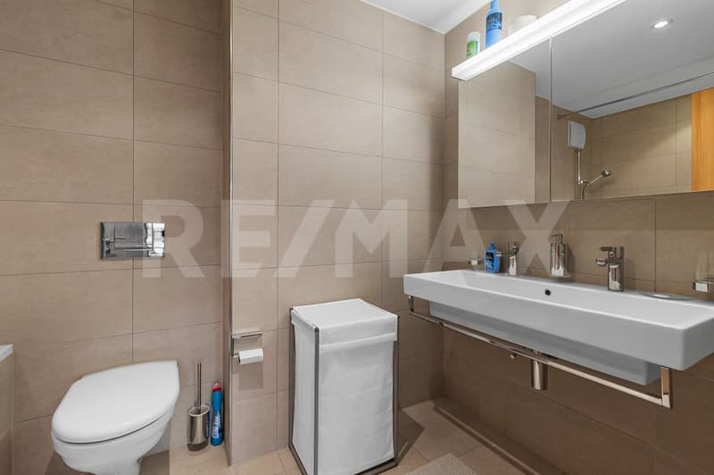 Stilvolle 3½ Ferienwohnung in Falera (9)