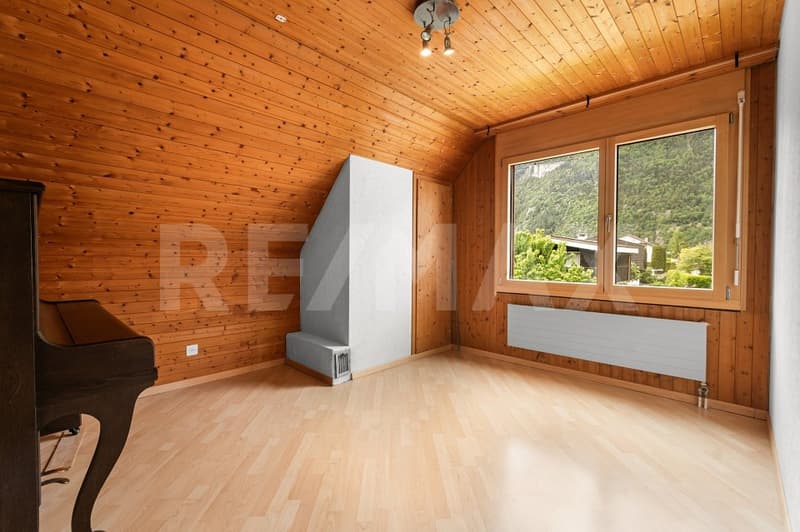 Charmantes 5 ½ Zimmer-Einfamilienhaus  mit Gartenidylle in ruhiger Lage (8)