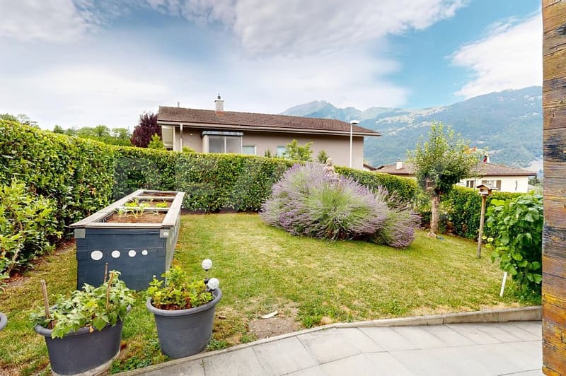 Haus Sonnenblick am Dorfrand von Igis (6)