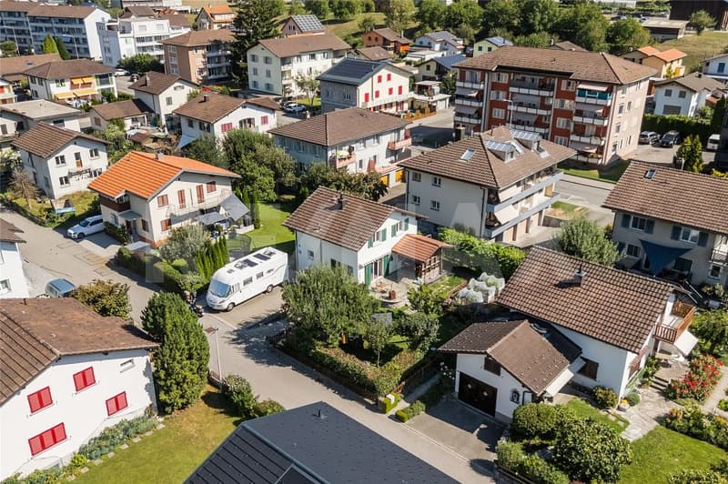 Charmantes Einfamilienhaus mit Gartenidylle  ruhig und zentral in Landquart (2)