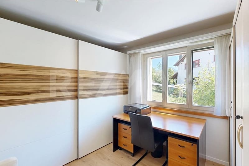 3½ Zimmerwohnung im Erdgeschoss mit Fernsicht (9)