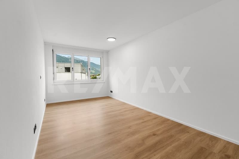 Renovierte 4½-Zimmerwohnung mit zwei Balkonen in Malans (9)