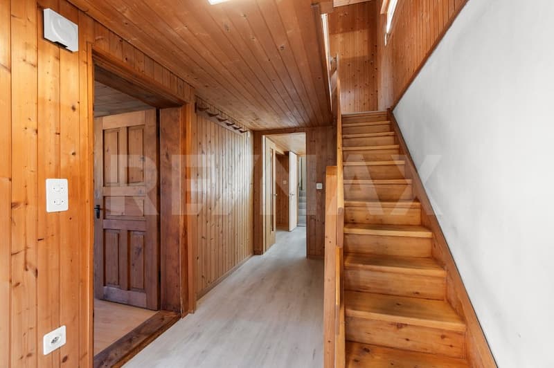 Einfamilienhaus mit Stallanbau und Ausbaupotenzial (7)