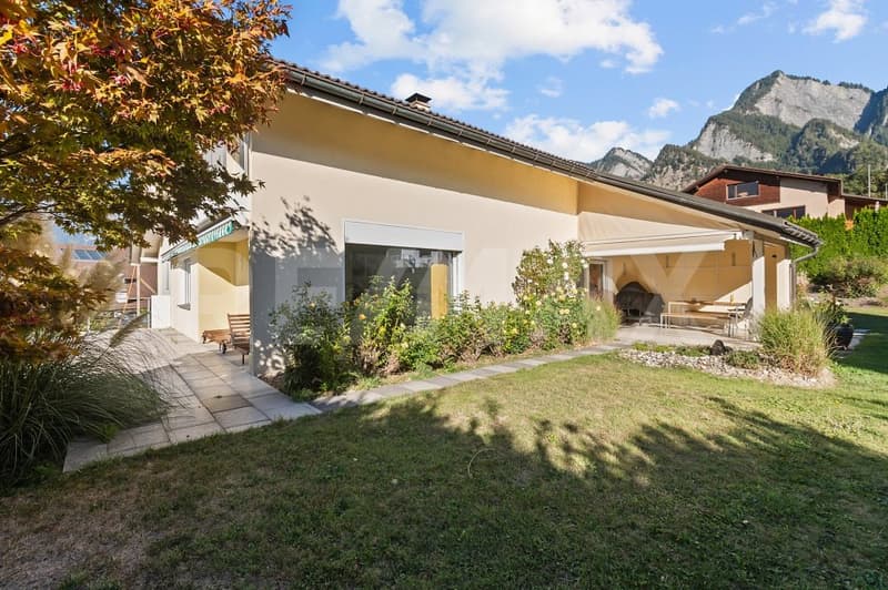 Ihr Freiraum - viel Wohnfläche und Stauraum auf 1'028 m² Landfläche (3)