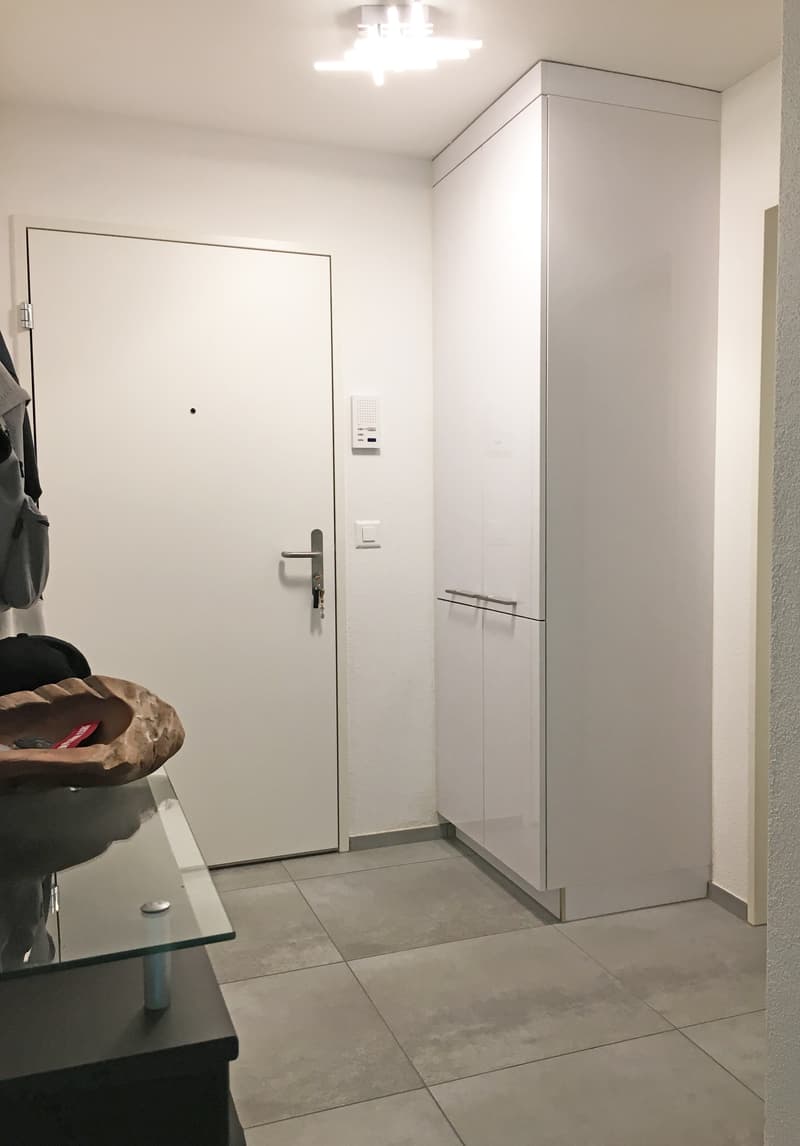Eingangsbereich mit Einbauschrank