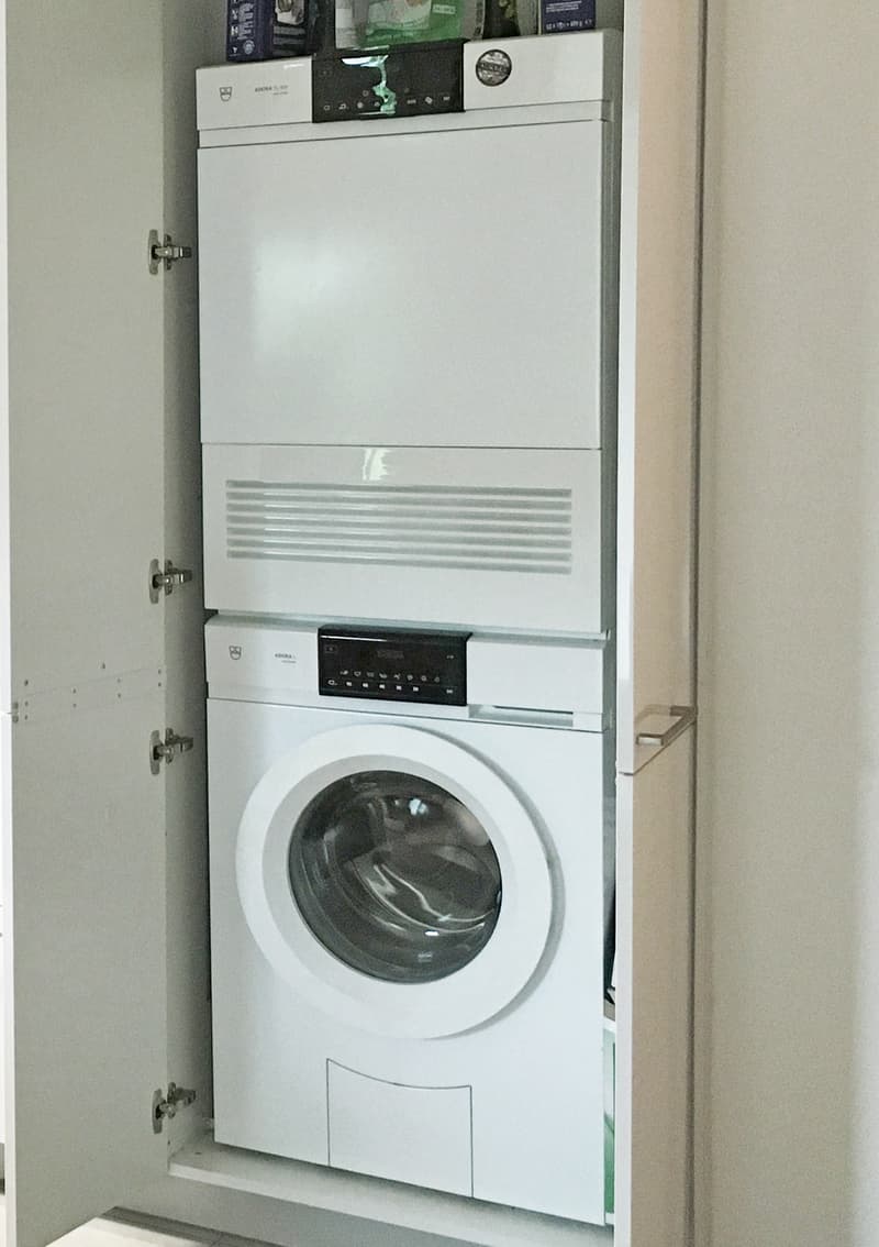 Waschmaschine / Tumbler in der Wohnung