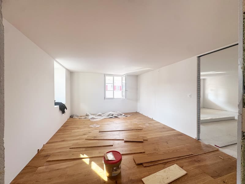 Nicht alltägliche 4.5 Zimmerwohnung / 1. Obergeschoss (5)