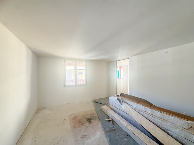 Nicht alltägliche 4.5 Zimmerwohnung / 1. Obergeschoss (12)