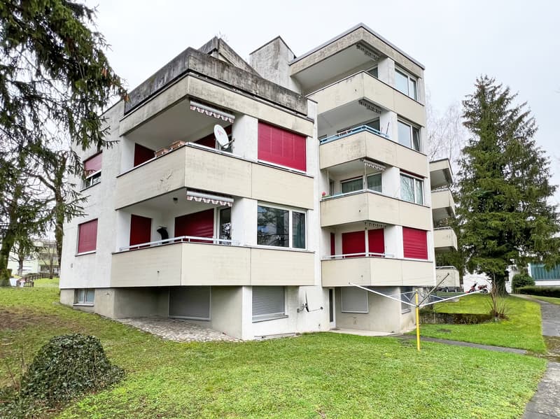 Blick zur Liegenschaft