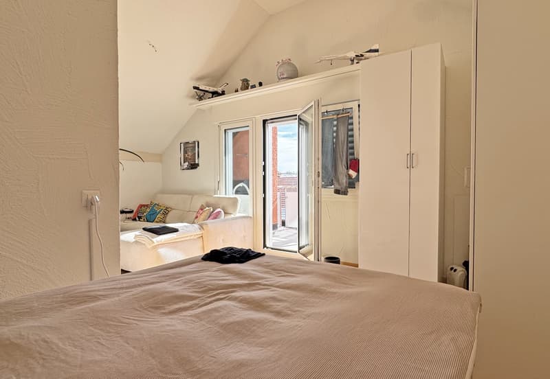 1. 5-Zimmer Dachwohnung in Kloten (4)