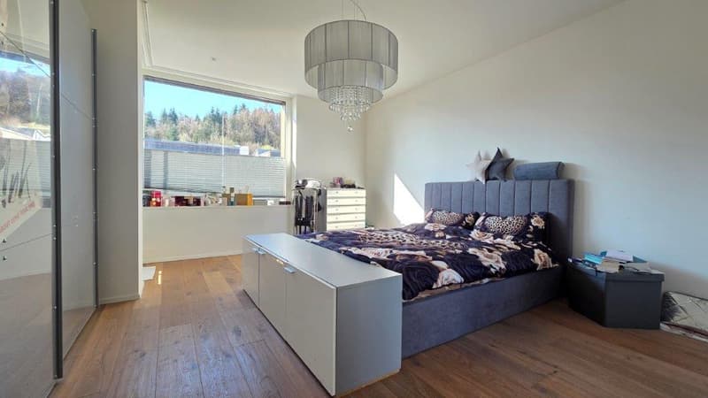 Helles Schlafzimmer im Obergeschoss