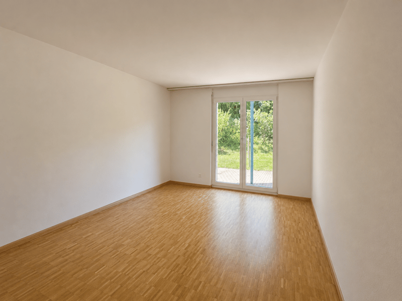 Grosszügige Familienwohnung mit eigenem Waschturm (2)