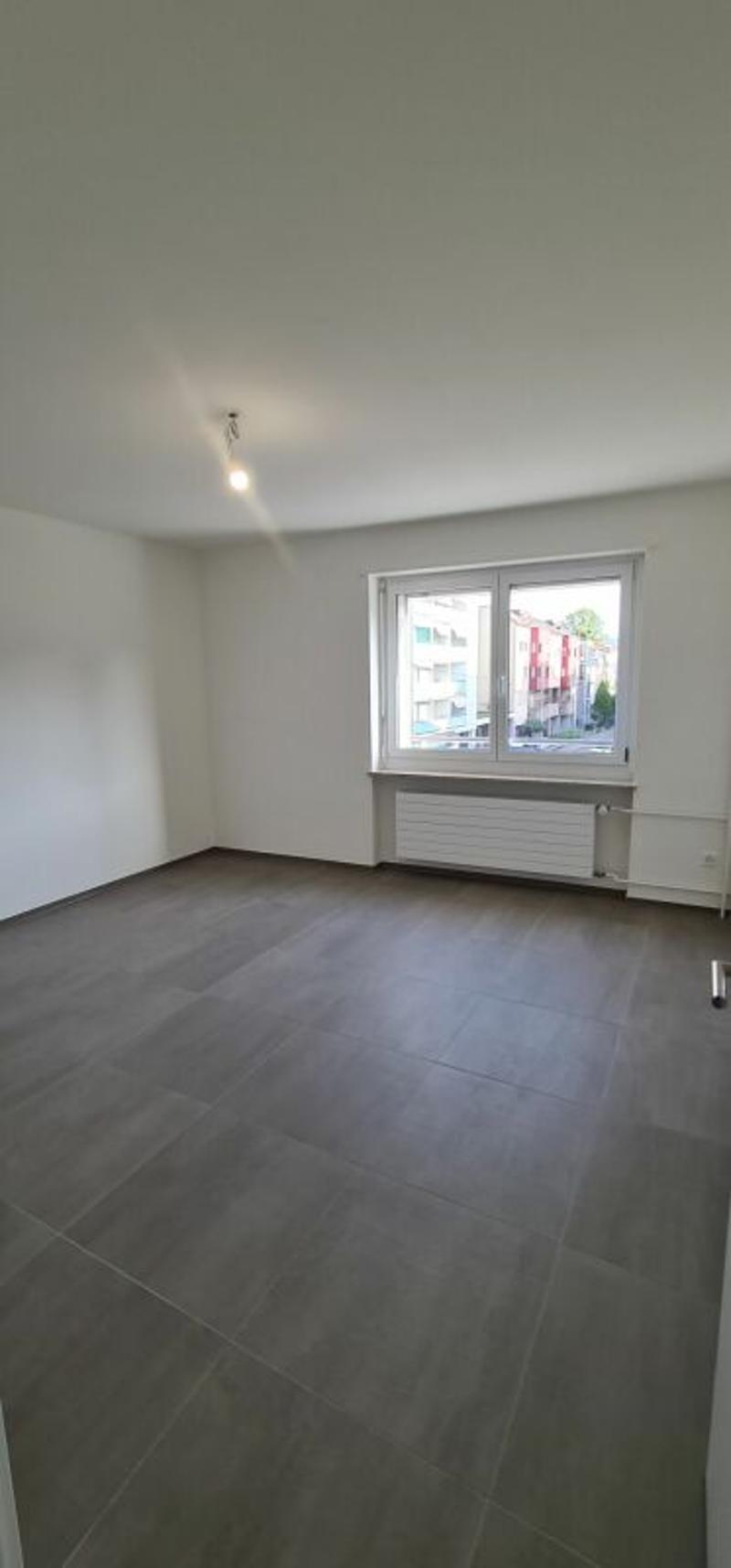 Moderne und zentrale 3.5-Zimmerwohnung (6)