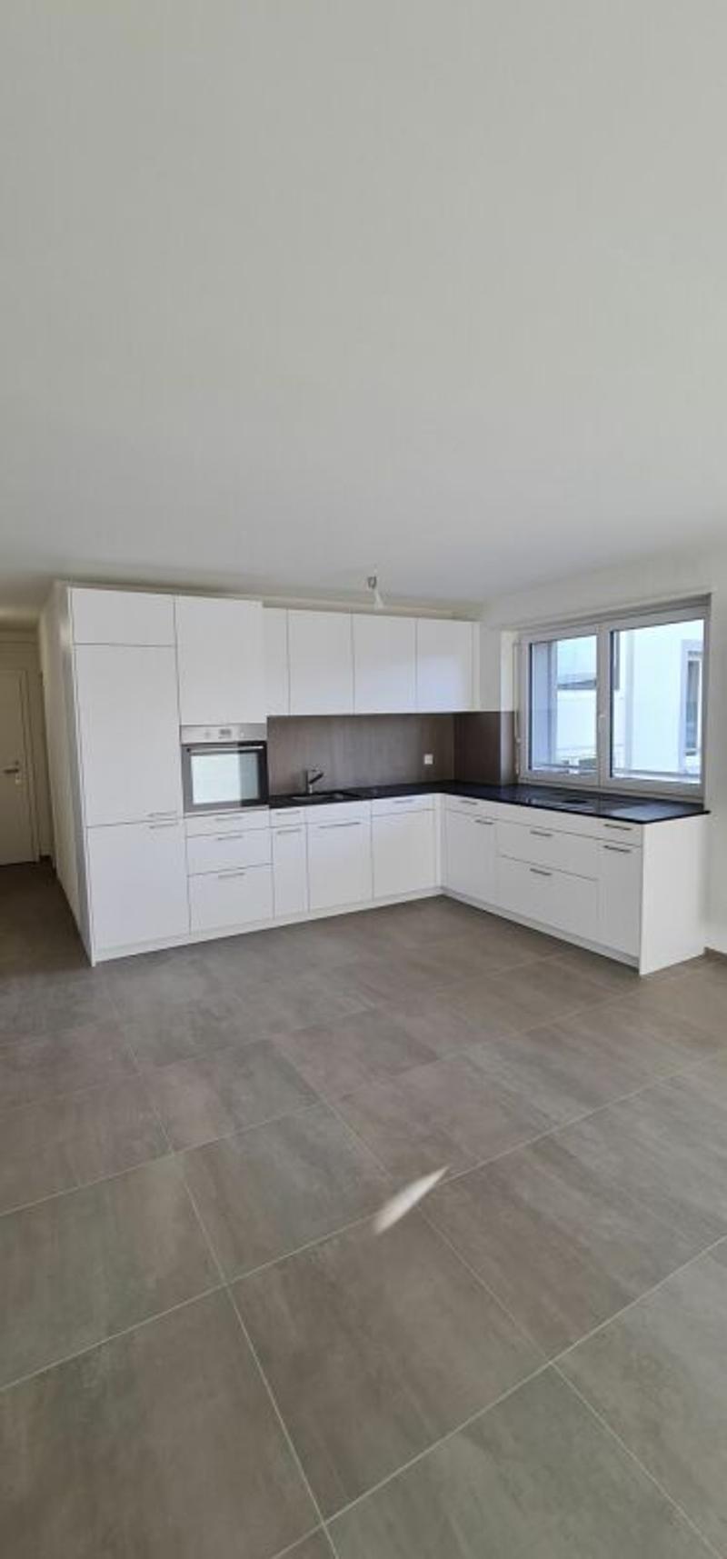 Moderne und zentrale 3.5-Zimmerwohnung (1)