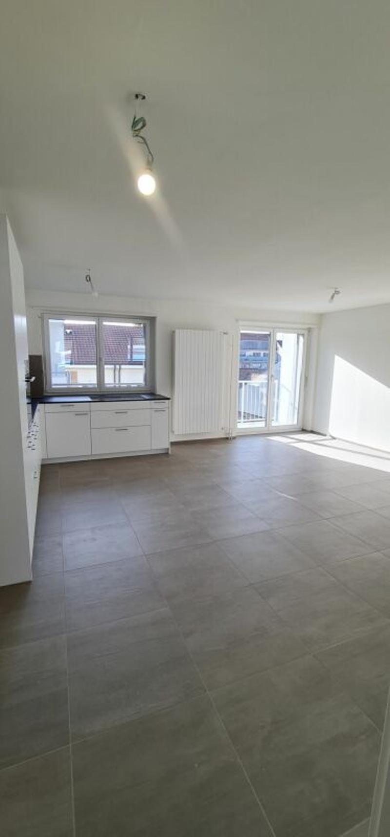 Moderne und zentrale 3.5-Zimmerwohnung (2)
