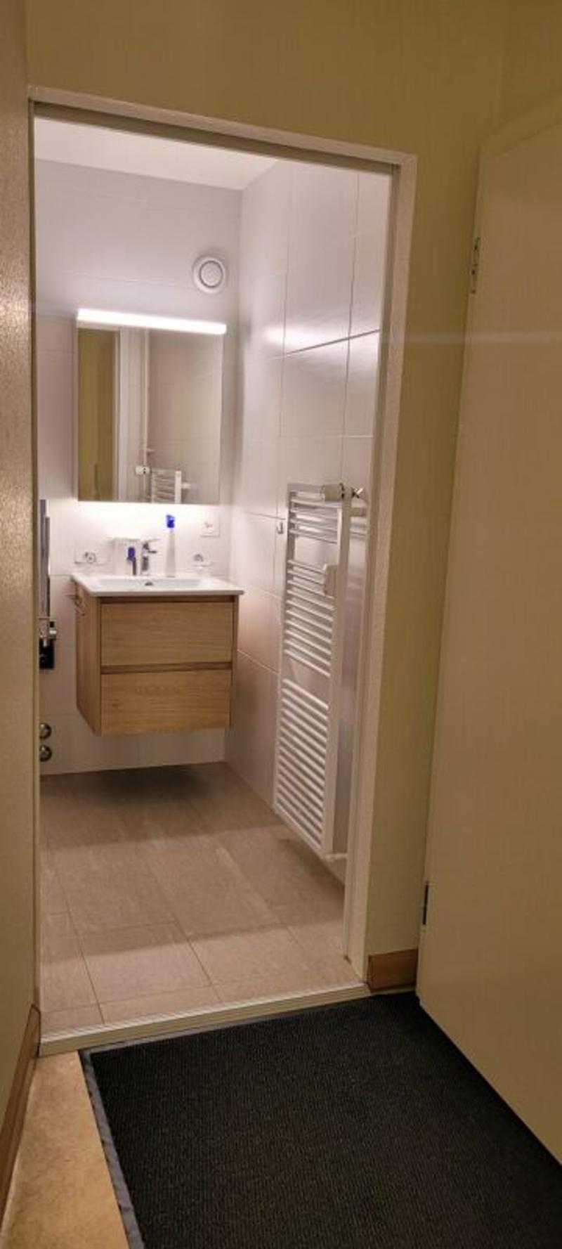 teilsanierte 3.5-Zimmer-Wohnung mit Einstellplatz an ruhiger Lage (5)