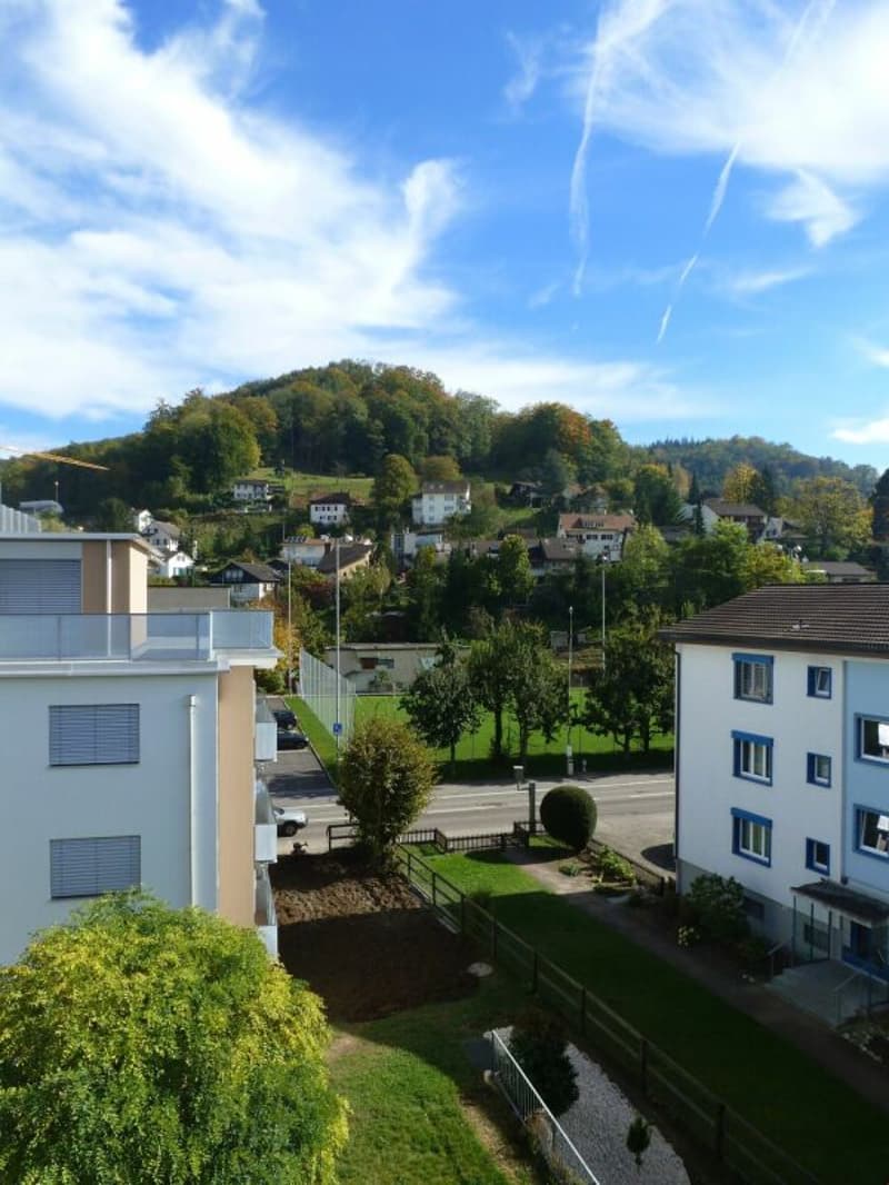 Günstig & hell mit eigenem Waschturm (1)