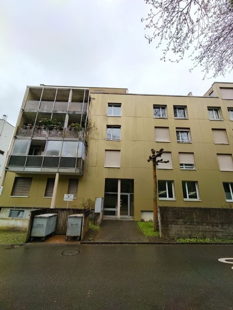 PARKMÖGLICHKEITEN IN BADEN (2)