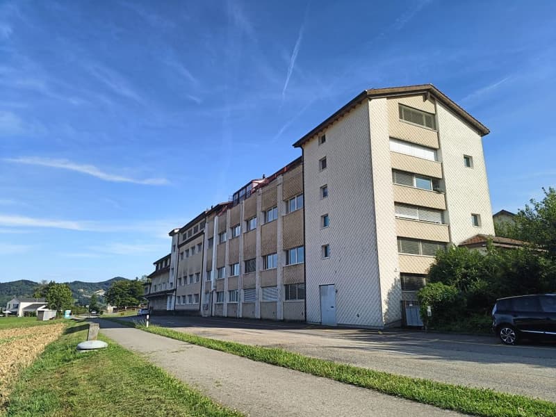 WOHNEN MIT AUSBLICK INS GRÜNE | SONNIGER GARTENPLATZ ZUR MITBENÜTZUNG | SINGLE-WOHNUNG SUCHT DICH (1)