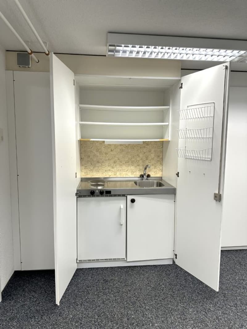 GEWERBEFLÄCHE (40M2) | GERÄUMIG | PLATZ FÜR KREATIVITÄT (4)