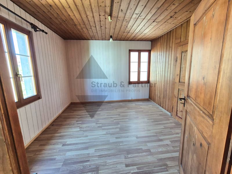 SPANNENDES MEHRFAMILIENHAUS MIT ENTWICKLUNGSPOTENZIAL (8)
