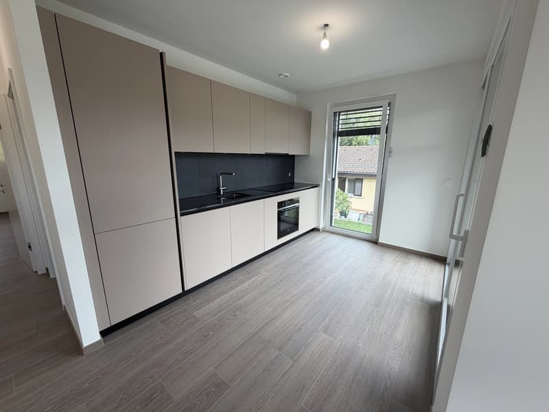 Lot D: Four-room apartment - First floor (6)