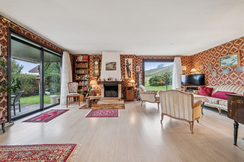 Villa individuelle avec piscine et vue sur le lac ! (5)