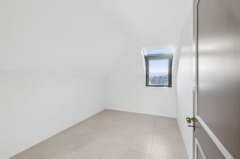 Spacieux et lumineux duplex dans une résidence Art déco (6)