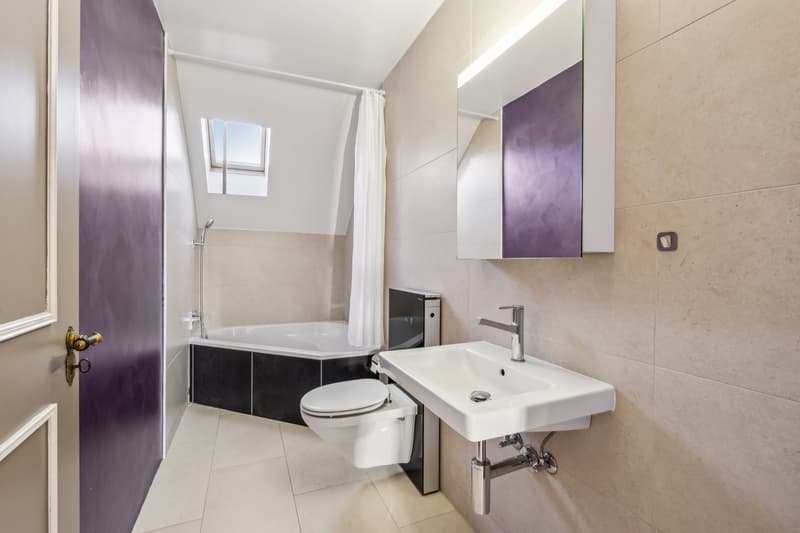 Spacieux et lumineux duplex dans une résidence Art déco (9)