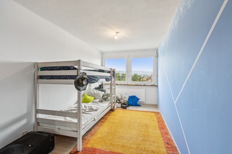 Spacieux appartement de 5.5 pièces au dernier étage avec terrasse et 2 (11)