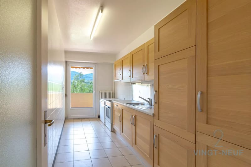 Idéale pour une famille - Appartement 5 pièces proche des commodités (2)