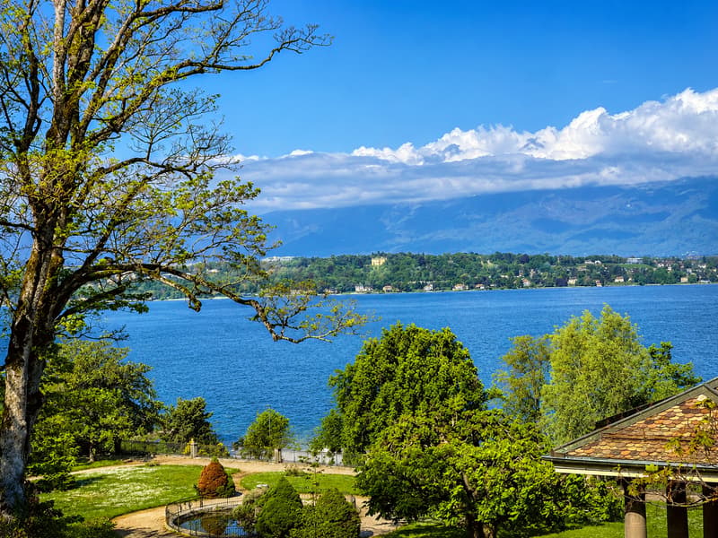 Bien d'exception avec vue lac panoramique (13)