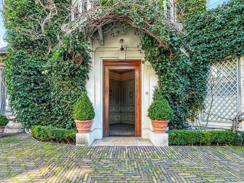 Co-Exclusivité: Maison de charme pieds dans l'eau, avec port privé (9)