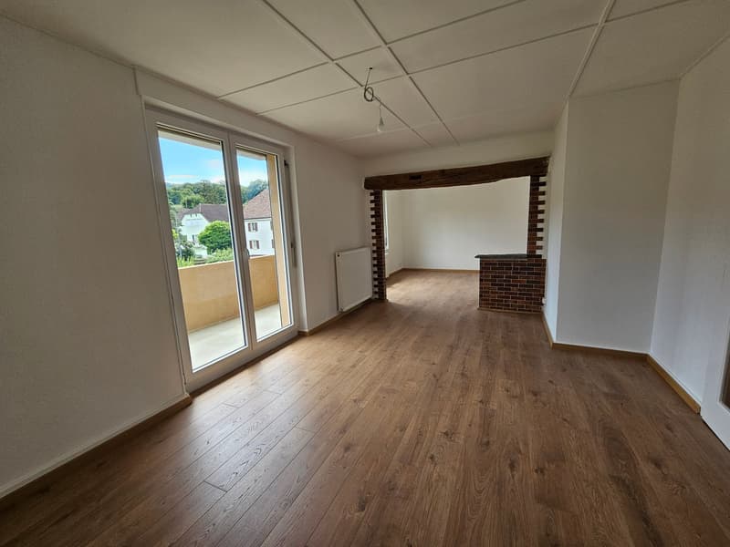 A louer grand appartement rénové de 4 pièces à Chevenez (4)