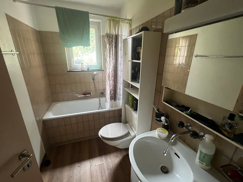 Immeuble de rendement avec 3 appartements et surface verte de 1'400m2 (7)