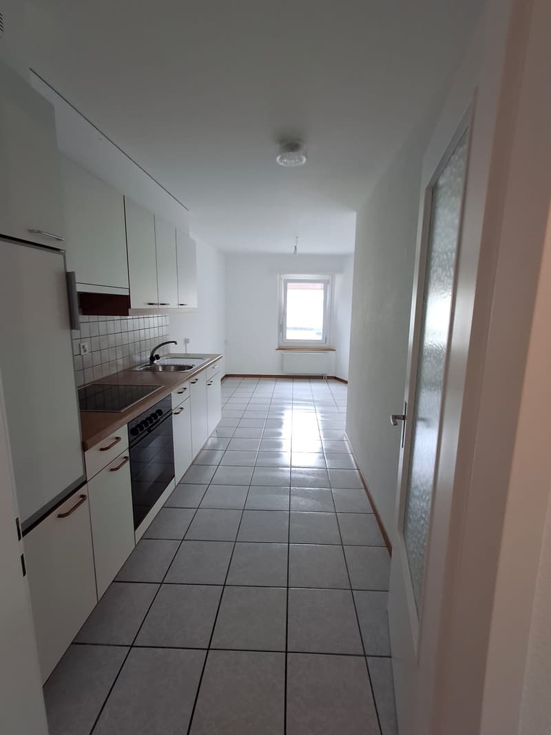 Appartement 3.5 pièces rénové à louer à Enney (3)
