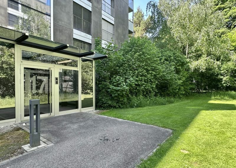 Magnifique appartement avec terrasse et vue au 5e étage (2)