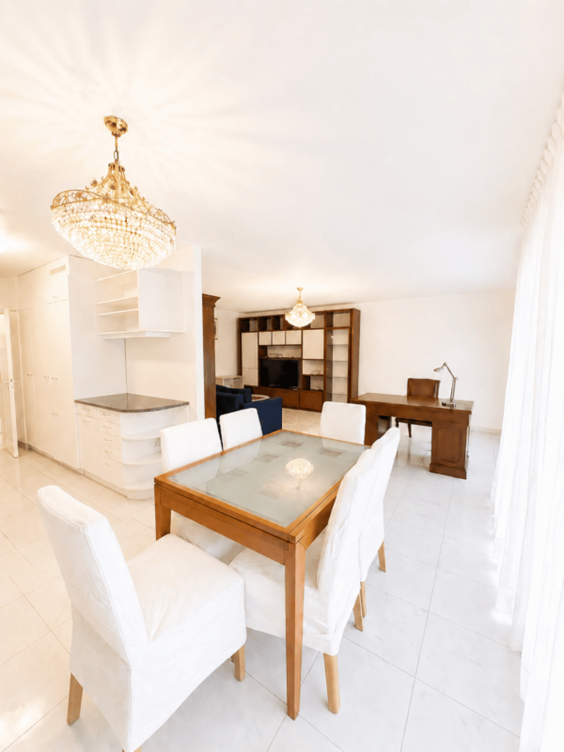 Charmant appartement situé au 1er étage (12)