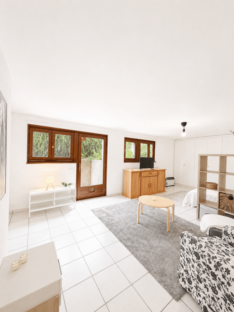 Charmant studio meublé à Chêne-Bourg (3)