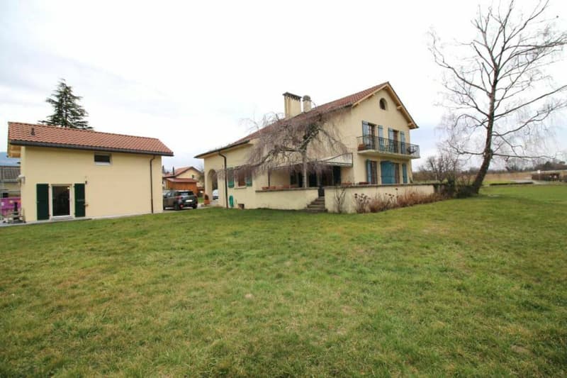Appartement 5 pièces à Plan-les-Ouates (36)