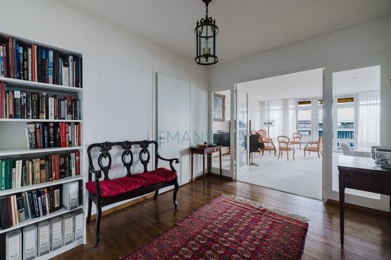 Opportunité unique : appartement de standing en étage élevé (2)