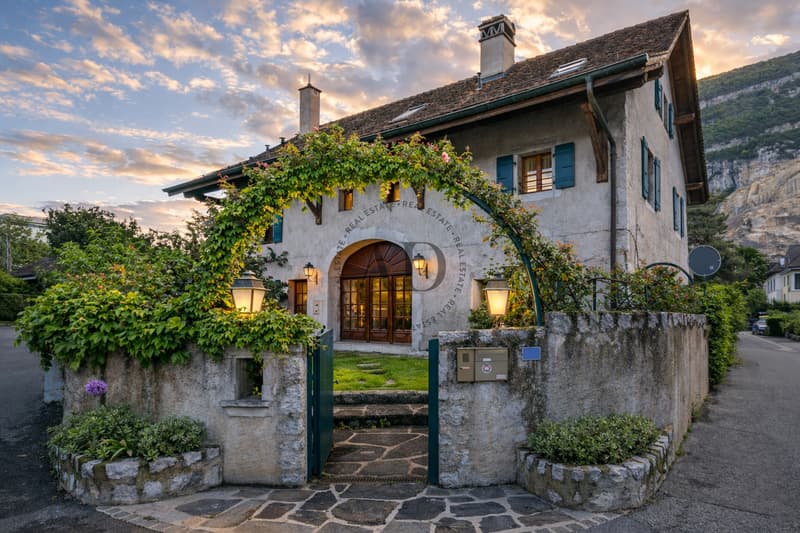 Magnifique ancien corps de ferme (1)