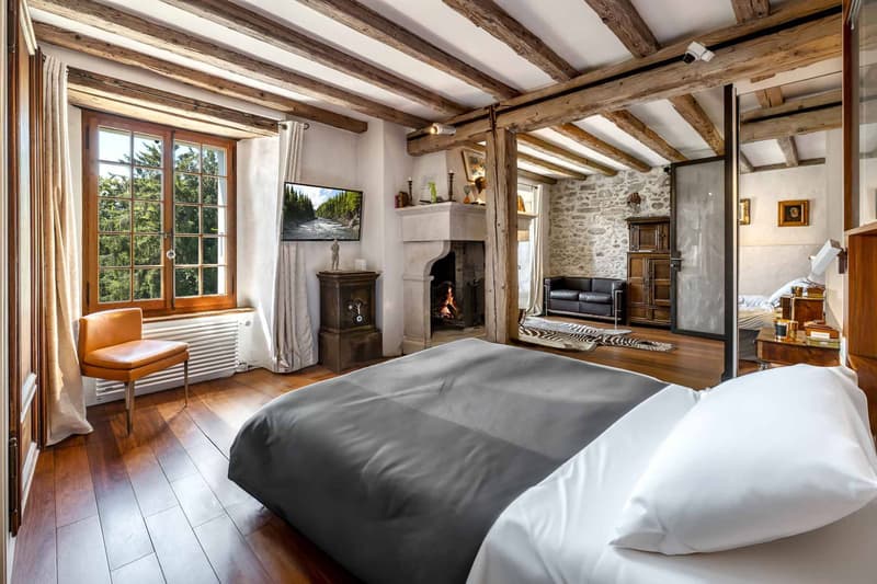 Chambre parentale avec cheminée