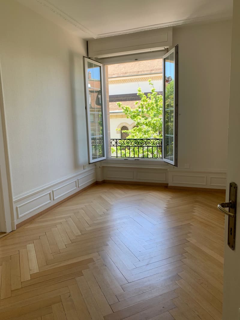A louer pour une durée déterminée de deux ans. Très bel appartement avec beaucoup de cachet, idéalement situé (6)