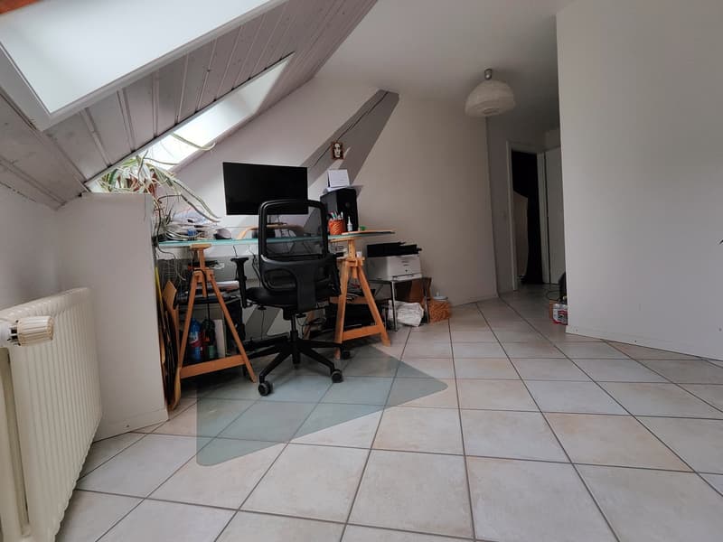 Joli 3 pièces en attique, situé au centre de Lausanne (5)